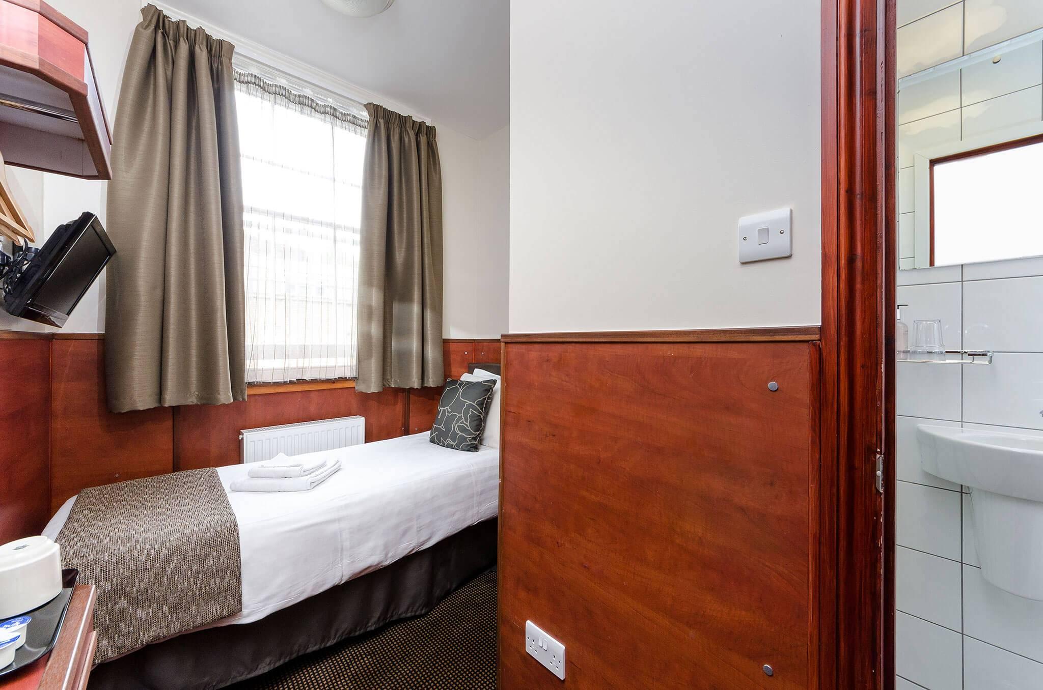 Wardonia Hotel Kings Cross London Exterior photo