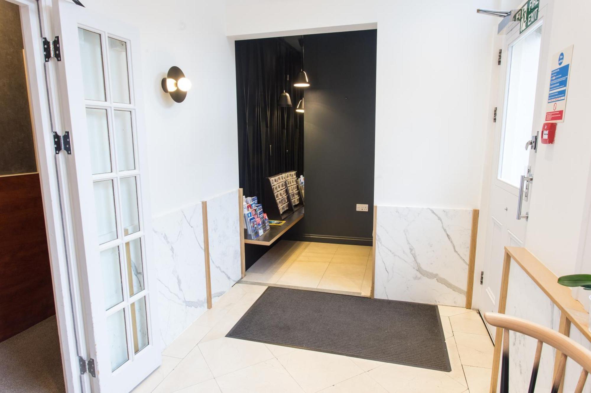 Wardonia Hotel Kings Cross London Exterior photo